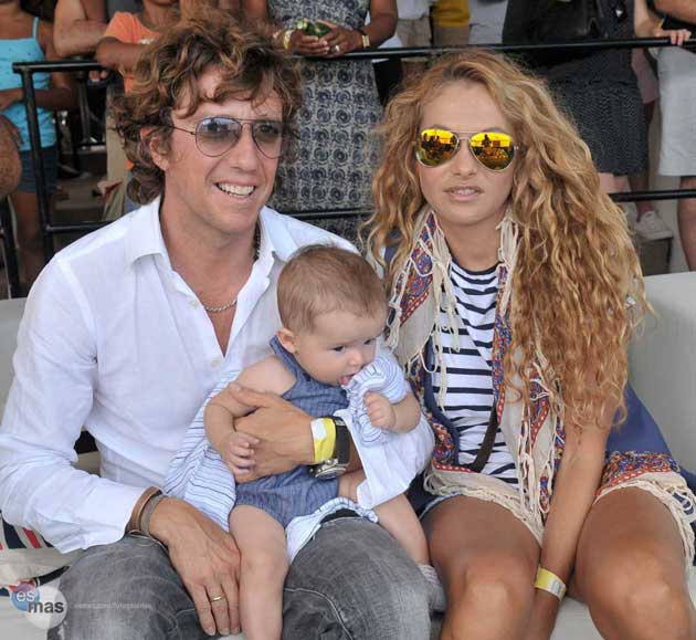 paulina-rubio-hijo-andrea-nicolas