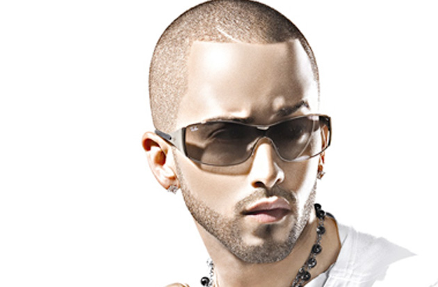 Yandel Famosos Express