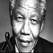 Nelson Mandela fallece