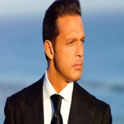 luis miguel casa